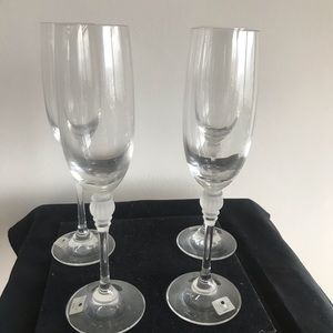 8 Lead Crystal Flutes Champagne. Glasses Nwot
